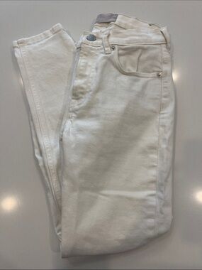 Everlane size 27 white ankle jeans